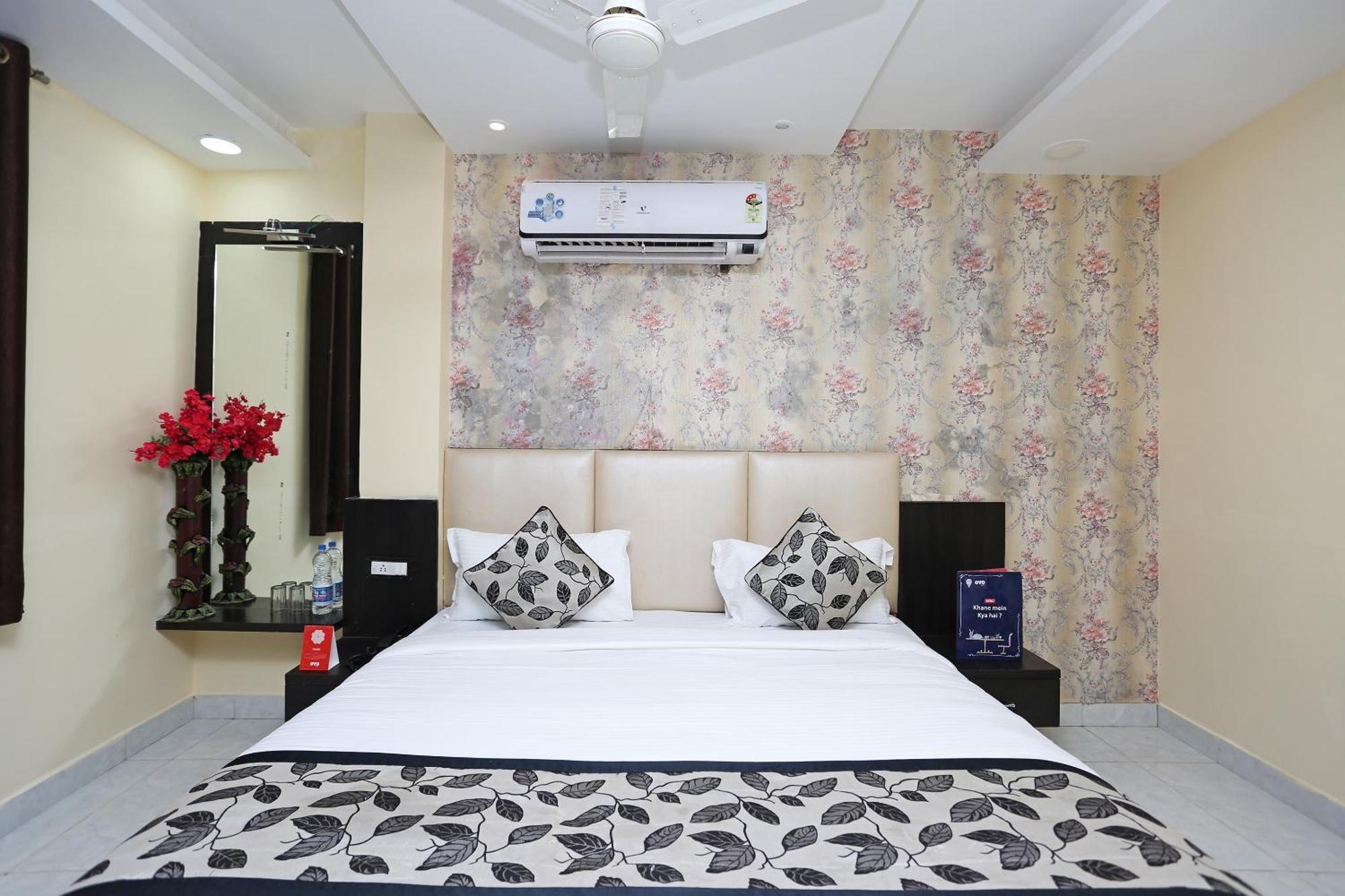 Hotel O Laxmi Privilege Inn Gwalior Eksteriør bilde