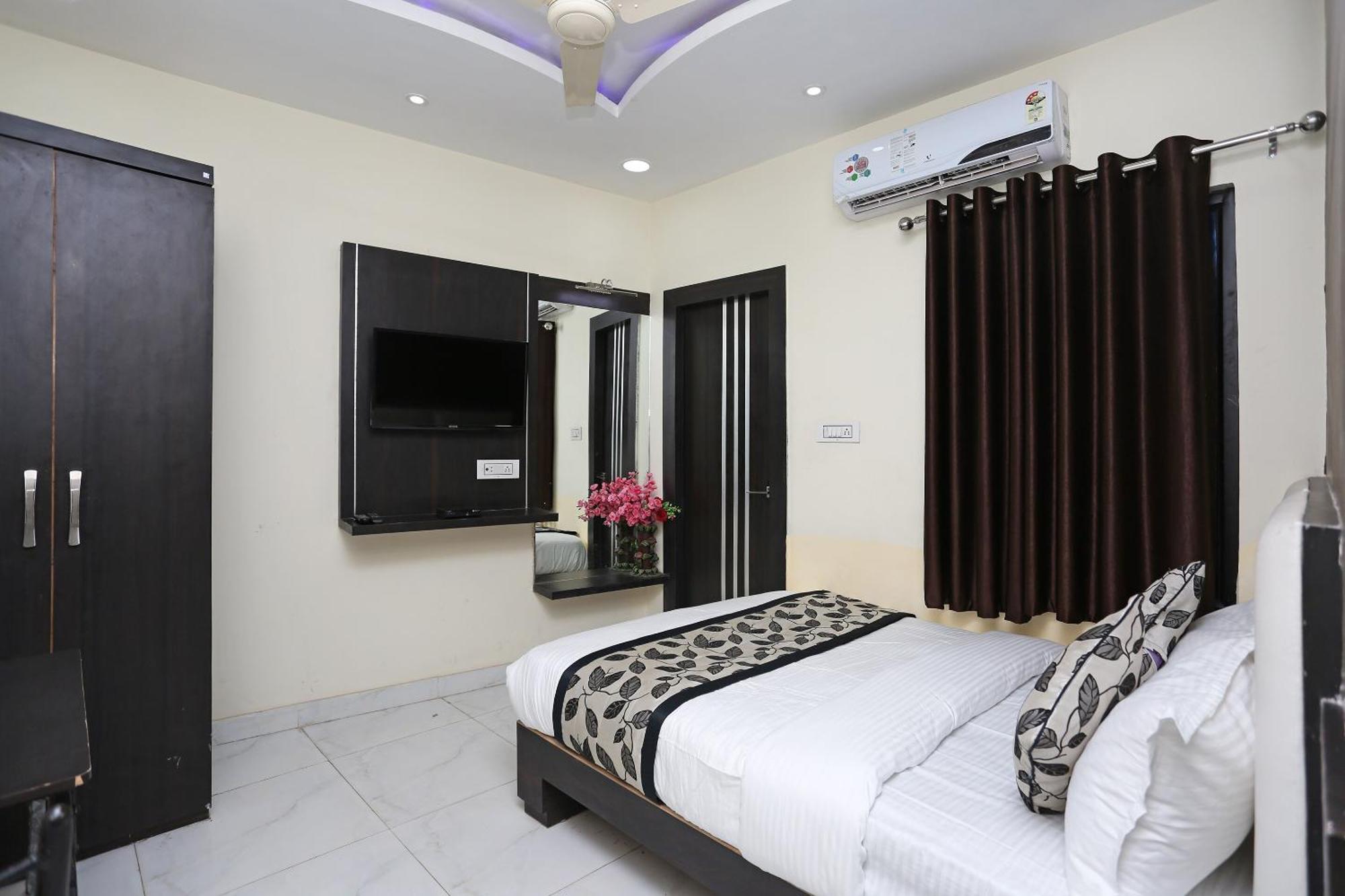 Hotel O Laxmi Privilege Inn Gwalior Eksteriør bilde